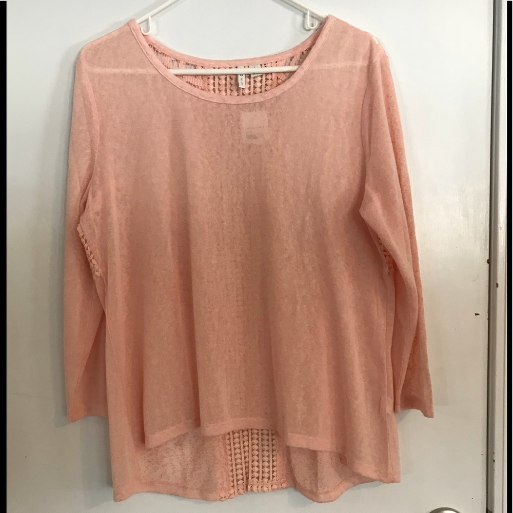 Shirt w/lace back